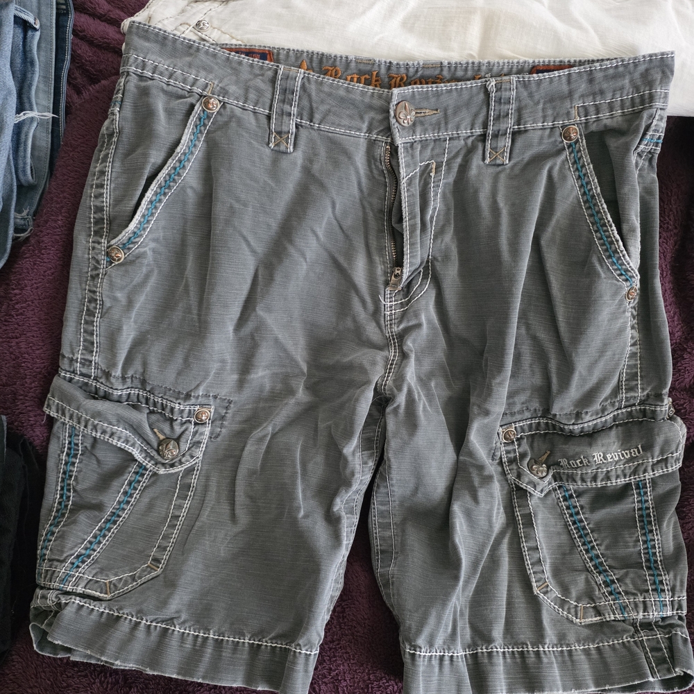 Rock Revival Men's Gray Cargo Shorts with Teal Stitching